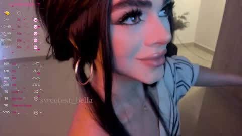 Bella online show from November 9, 11:27 pm