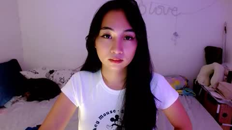 Snapshot of sweetlilly_18 chatting on September 12, 3:15 am Lilly online show from September 12, 3:15 am