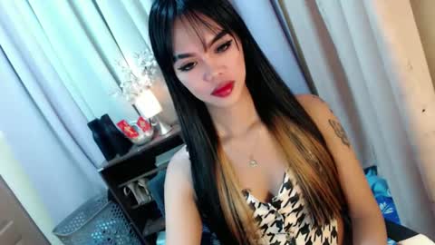 call me Diane  online show from December 27, 9:50 am