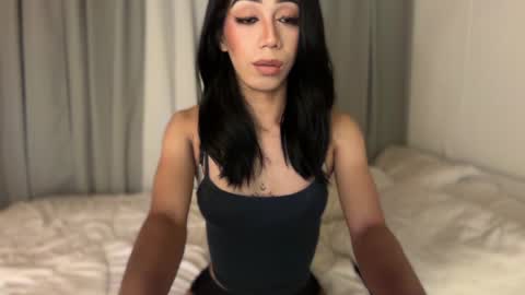 Kylie online show from August 1, 9:54 am