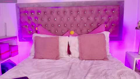 Sofia online show from January 8, 1:04 pm