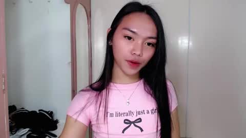 YOGIRL MAXINE online show from April 11, 3:56 am