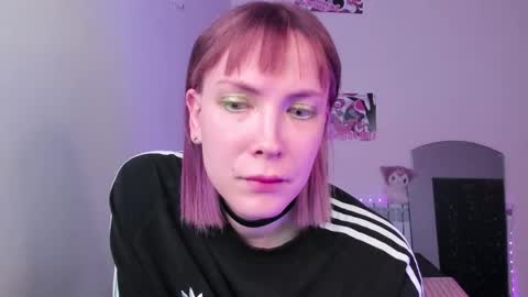 Kira online show from February 18, 9:55 pm