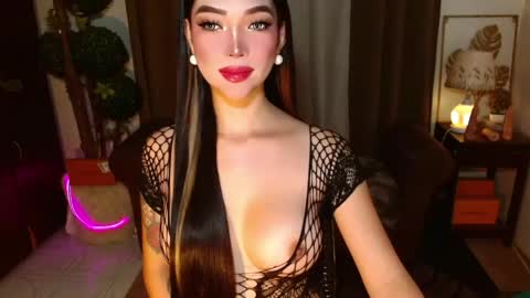 thea_whong online show from April 22, 1:45 am