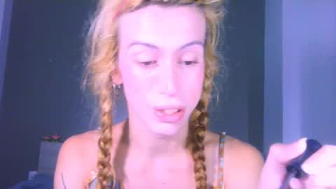 Yolanda online show from April 17, 12:02 am