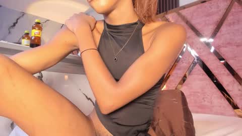 Tifanny online show from February 22, 6:54 pm