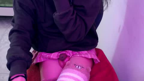 tinyfemboy online show from February 21, 8:38 pm