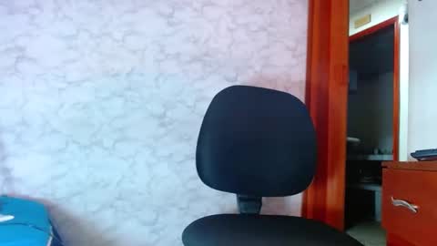 Tomyjailen online show from December 4, 12:35 am