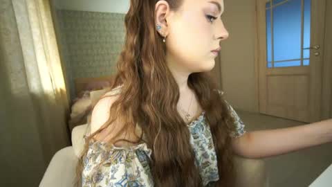         online show from May 26, 4:42 am