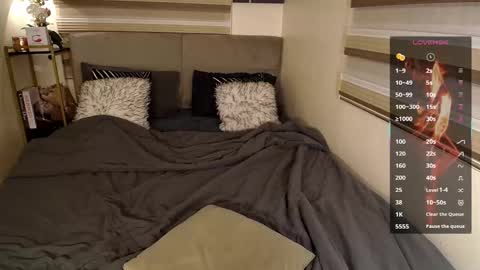 Steph online show from September 14, 3:34 am