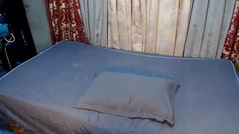 Gigi online show from April 15, 4:29 am