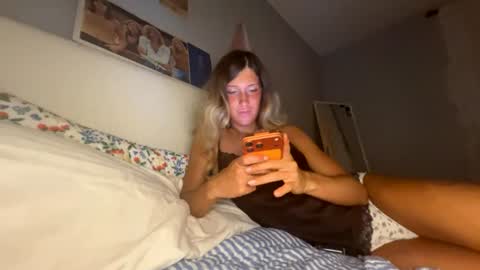 transgirl007 online show from June 14, 2:24 am