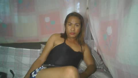 Snapshot of transhottie28 chatting on February 28, 10:39 pm transhottie28 online show from February 28, 10:39 pm
