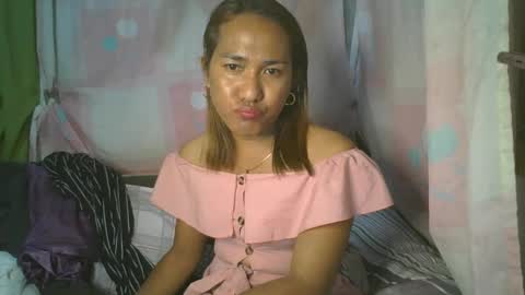 Snapshot of transhottie28 chatting on March 2, 10:37 am transhottie28 online show from March 2, 10:37 am
