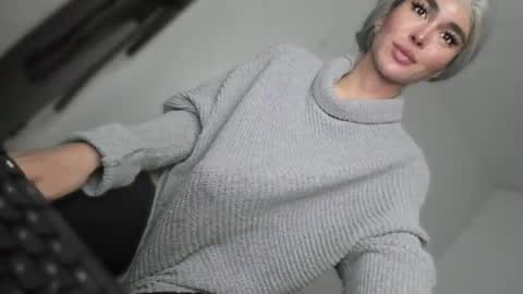 ALMIGHTY GODDESS VALENTINA online show from April 6, 7:25 pm