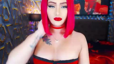 Snapshot of transplayfullolivia chatting on December 24, 2:43 am KYLIE BELLA  TS online show from December 24, 2:43 am