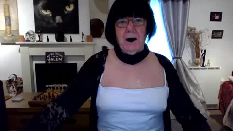 trinity1011 online show from March 7, 8:20 am