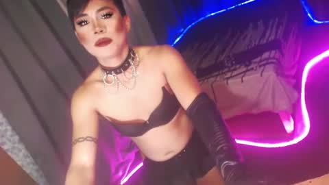 MISS ANNA online show from December 1, 9:34 am