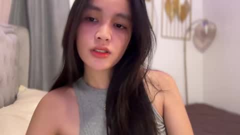 Amira online show from April 22, 3:02 am