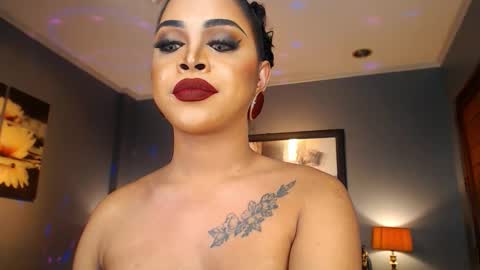 UrMajestyTyra online show from November 22, 4:03 am