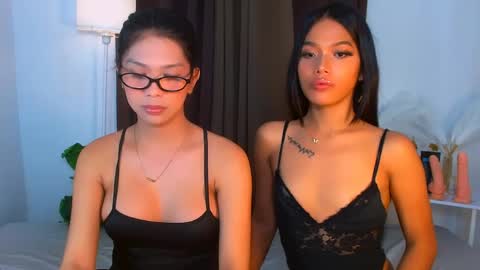 urwildest_margaret online show from June 5, 6:36 pm