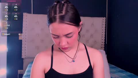 Snapshot of valen_thompson chatting on January 4, 12:27 am IG-valen mendoza99 twitter valenthompson99 online show from January 4, 12:27 am