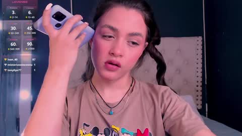 Snapshot of valen_thompson chatting on January 8, 11:30 pm IG-valen mendoza99 twitter valenthompson99 online show from January 8, 11:30 pm