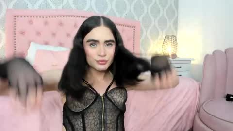 Valentina online show from April 5, 3:59 am