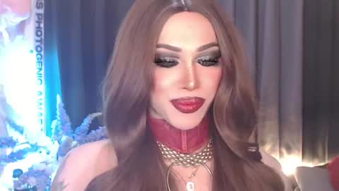 Amanda online show from April 19, 7:38 pm