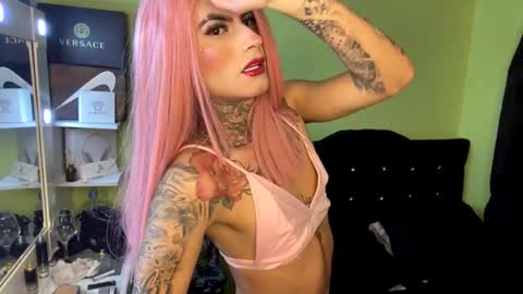 Valen online show from January 19, 4:05 pm