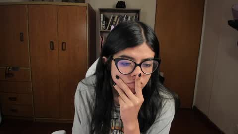 Val  online show from January 17, 3:55 am