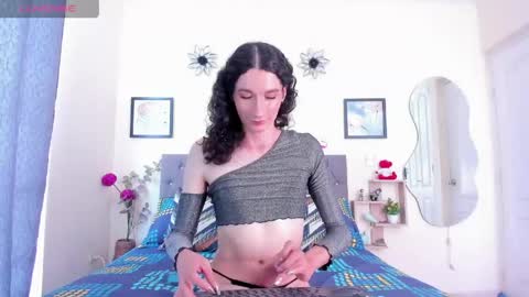 Violet online show from April 26, 2:04 pm