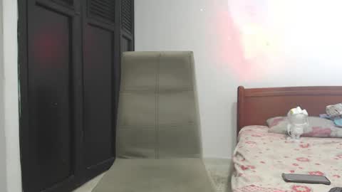 Princess Violet Valerious Follow me IGX violetvalerious online show from February 20, 9:31 pm