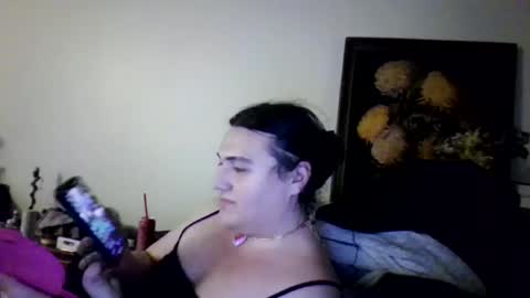 priscilla online show from March 20, 12:11 am