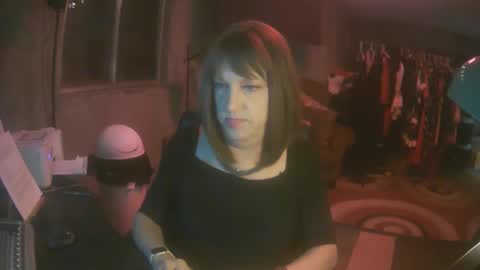 Snapshot of whisperlace chatting on October 27, 5:04 am Whisper online show from October 27, 5:04 am