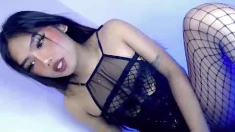 LE XI online show from October 13, 9:48 pm