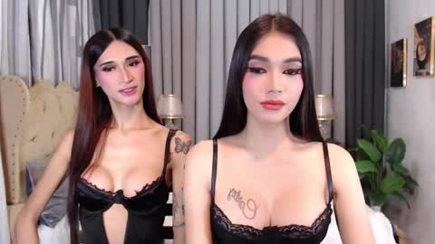 I LOVEE TO TRAVEL AROUND THE WORLD online show from March 8, 11:37 am