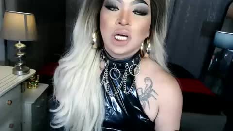 Zhavia online show from November 29, 5:31 am