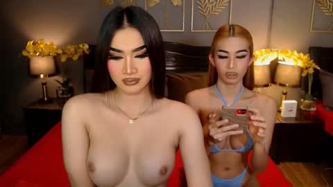 Snapshot of xno_other_womanx chatting on January 10, 7:04 am xno_other_womanx online show from January 10, 7:04 am