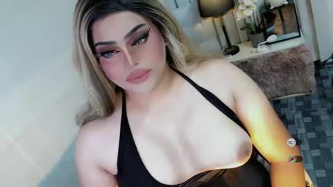 xsabbylicious69 online show from September 21, 2:39 am