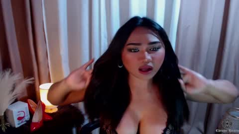 OLIVIA online show from April 19, 4:52 pm