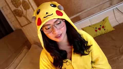 JEN  online show from March 15, 2:31 pm