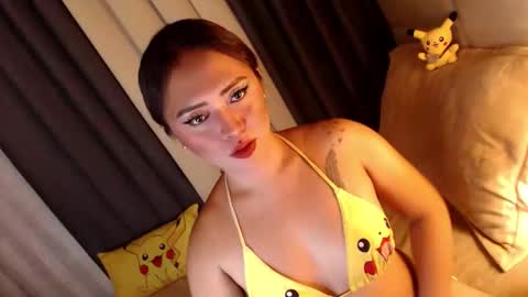 JEN  online show from April 13, 3:38 pm