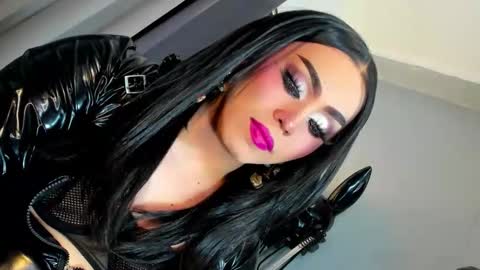  not into STINGY and CHEAP people online show from April 3, 12:31 am