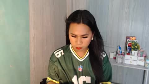 Mauie  online show from April 1, 7:22 pm