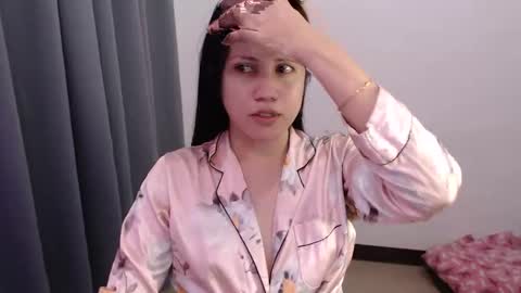 yumi online show from March 9, 2:10 pm