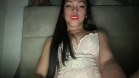 yummy_annie online show from March 9, 12:31 pm