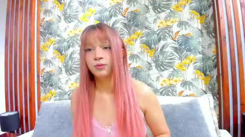 Yuri Kay online show from April 20, 8:10 pm