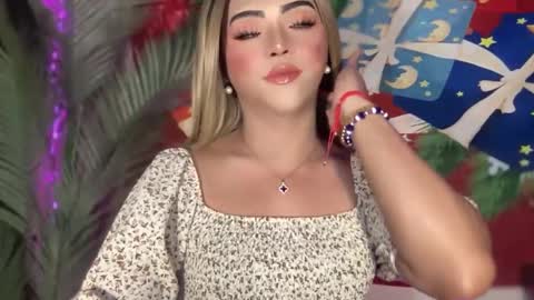Miss Cali online show from December 29, 7:32 pm