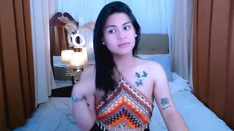 zephyraaaaa online show from April 15, 2:33 pm